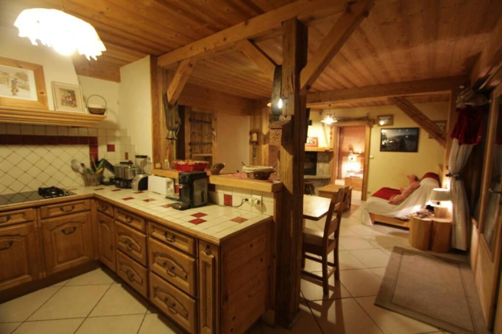 Appartement Cozy Dans Chalet 6 Pers Voiture 4 Roues Motrice A Dispo 拉克吕萨 外观 照片